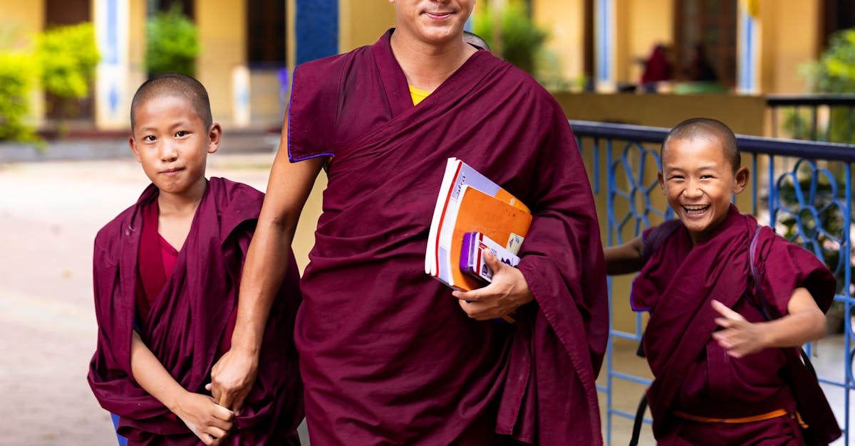 assurez votre avenir académique avec notre assurance responsabilité civile étudiante. protégez-vous contre les risques liés à vos activités scolaires et évitez les imprévus grâce à une couverture adaptée à votre statut d'étudiant.